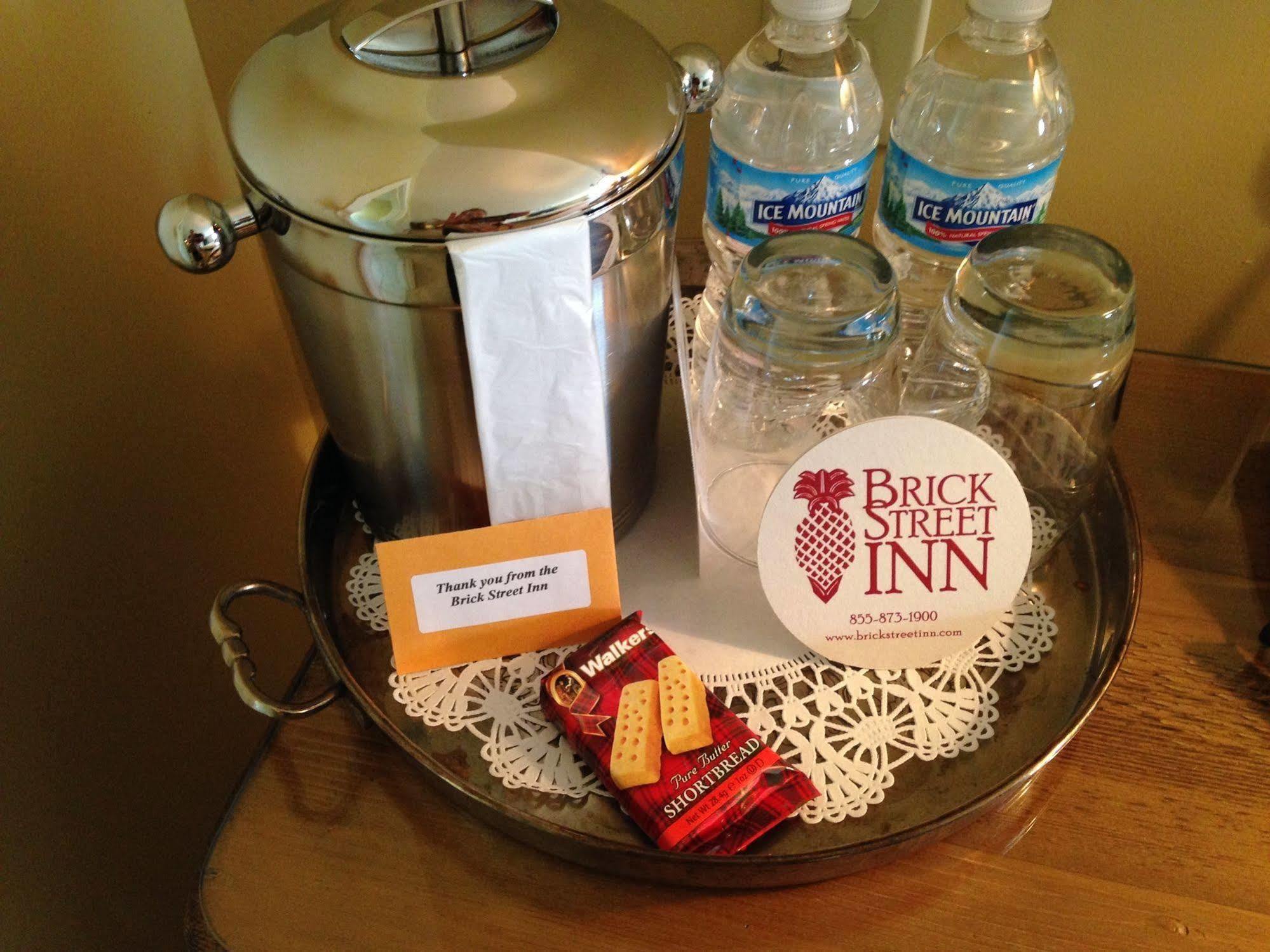 Brick Street Inn Zionsville Buitenkant foto